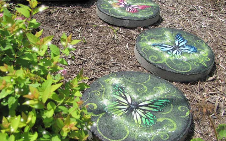 Paint Some Stepping Stones And Place Them In Your Garden