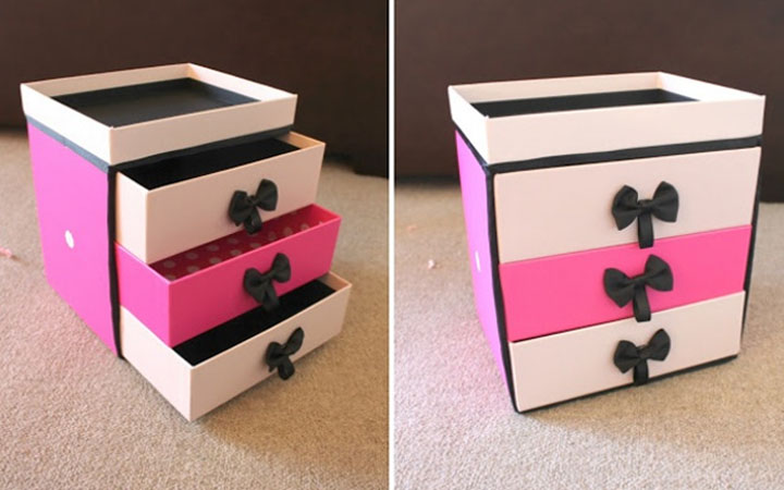 A makeup storage box