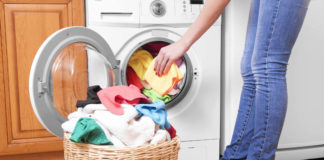 10 Amazing Tips That Will Make Your Clothes Bright And Fresh