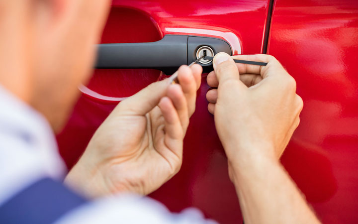 10 Of The Most Useful Tricks To Help You Open A Locked Car Without A Key