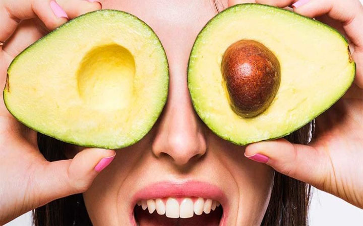avocado  nutrients  the Guinness Book of Records  health benefits  healthy salads  shaving cream  skin  vitamin   cracked lips  olive oil  dead cells  raw honey  oatmeal  Stretch marks  almond oil  bags and dark circles  shiny hair  shiny hair  make-up remover  avocado oil  scrambled eggs  antioxidants  coconut sugar